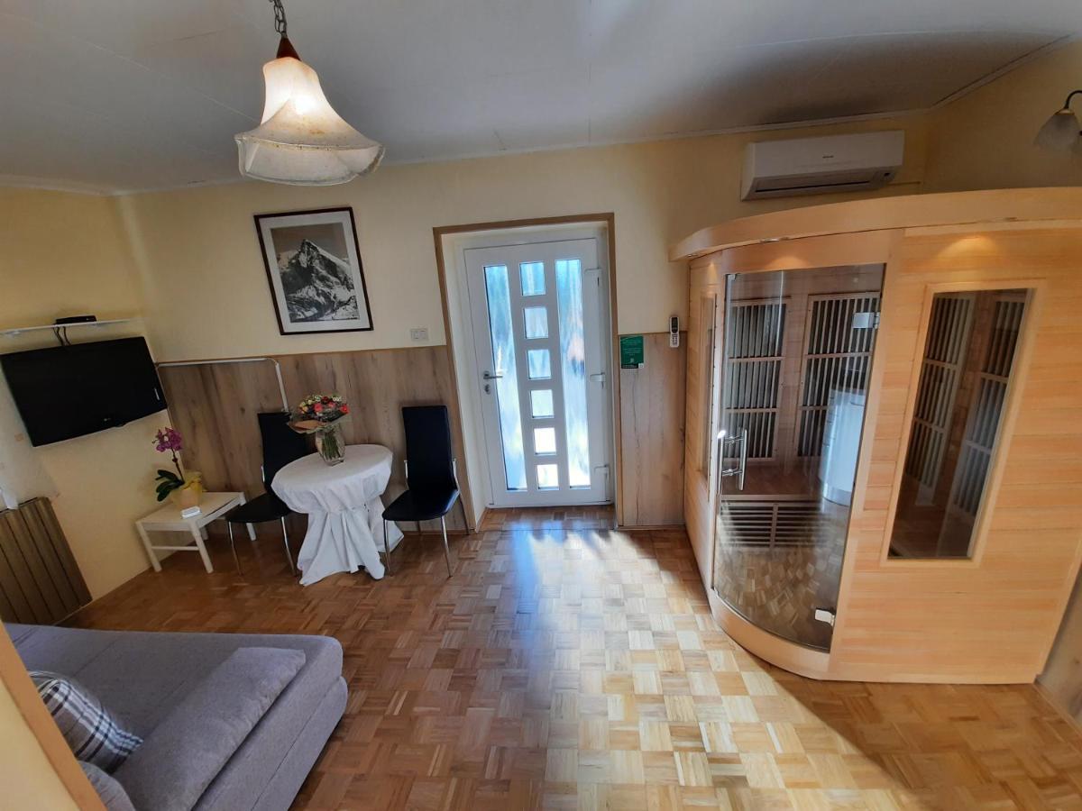 Chalet And Apartment Zonir With Sauna Кобарид Экстерьер фото