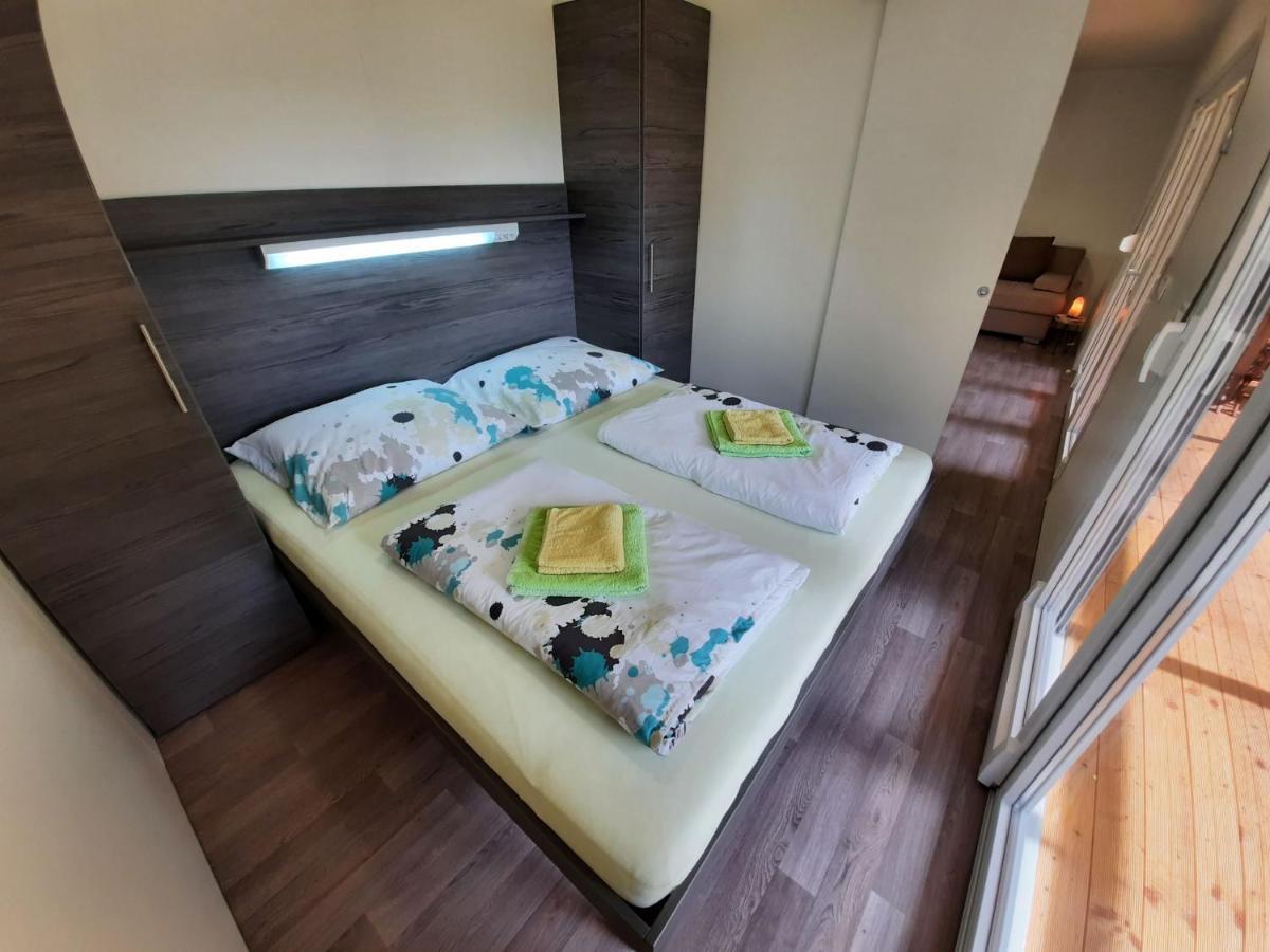 Chalet And Apartment Zonir With Sauna Кобарид Экстерьер фото